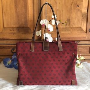 ❤️SALE❤️ DONNEY & BOURKE SIGNATURE CANVAS TOTE